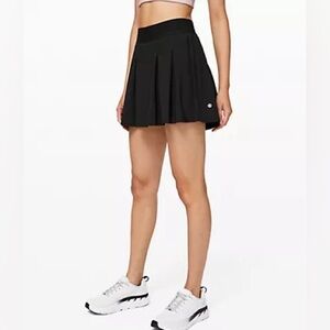 NWT lululemon Tennis Time High Rise skirt Black size 12